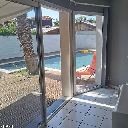 Grande Renovee, Proche Des Plages Villa *